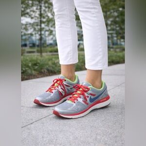 Nike Dual Fusion Running Shoes Silver Red Volt Women’s Size 8